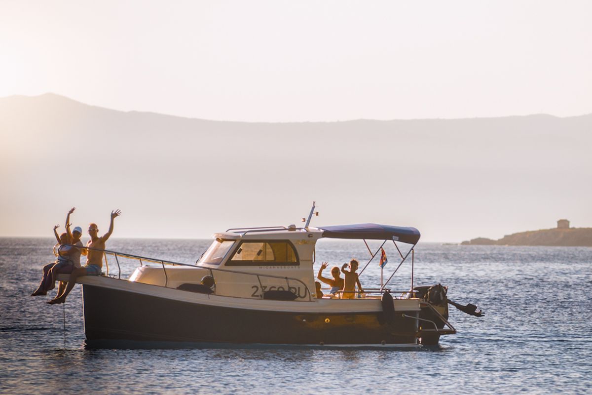 Exterior view of H3, a Leidi 660 motorboat at Grad Pula, Croatia