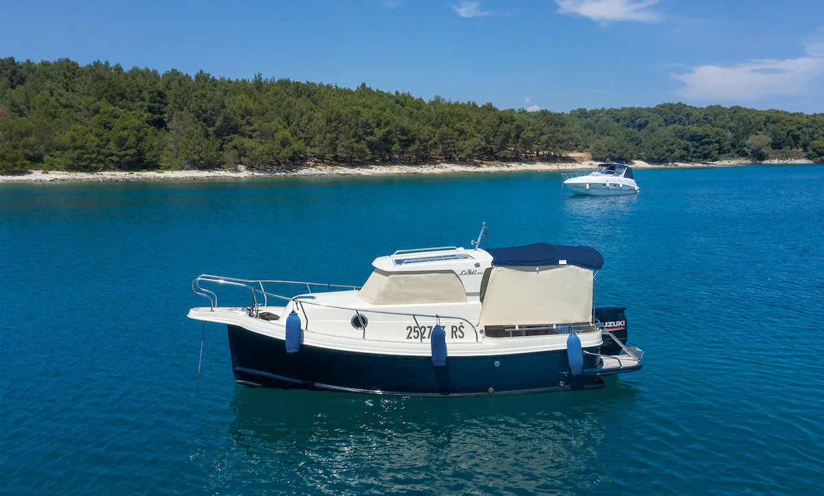 Exterior view of H3, a Leidi 660 motorboat at Grad Pula, Croatia