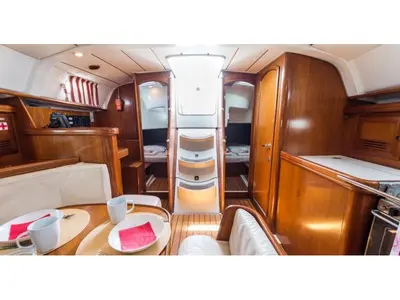 Salon of Simonetta, a Beneteau Oceanis 411 sailboat at Municipal Unit of Nea Peramos, Greece