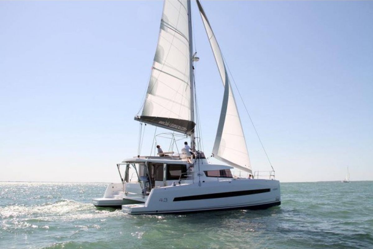 Exterior view of Linda, a Bali 4.3 catamaran at Plan-d'Aups-Sainte-Baume, France