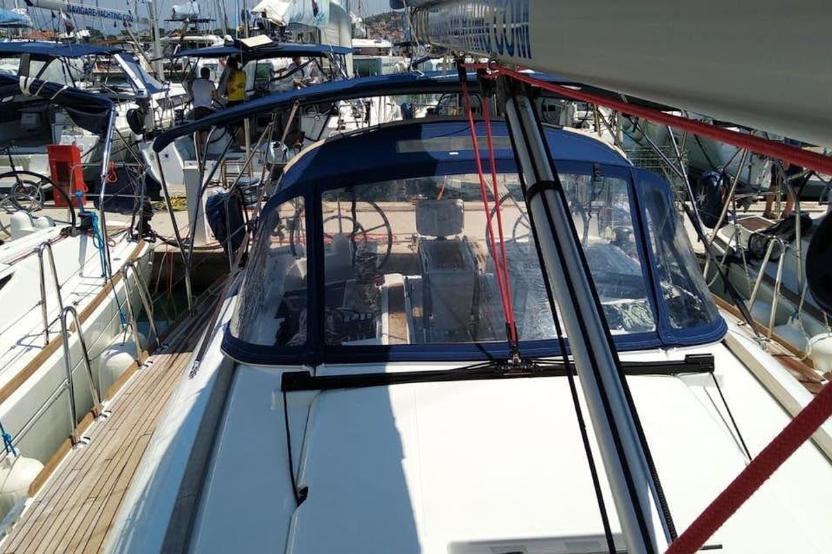 Deck of Tumbleweed, a Jeanneau Sun Odyssey 419 sailboat at Kontokali, Greece