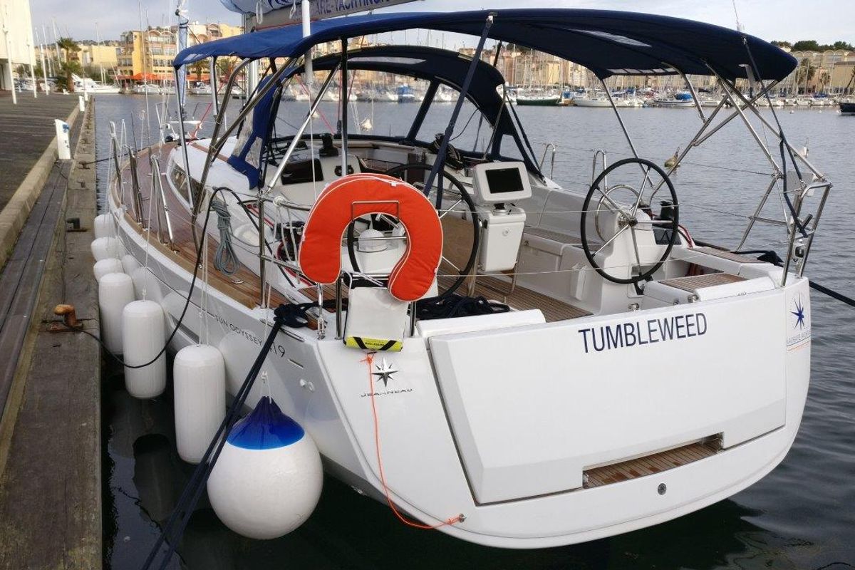 Exterior view of Tumbleweed, a Jeanneau Sun Odyssey 419 sailboat at Kontokali, Greece