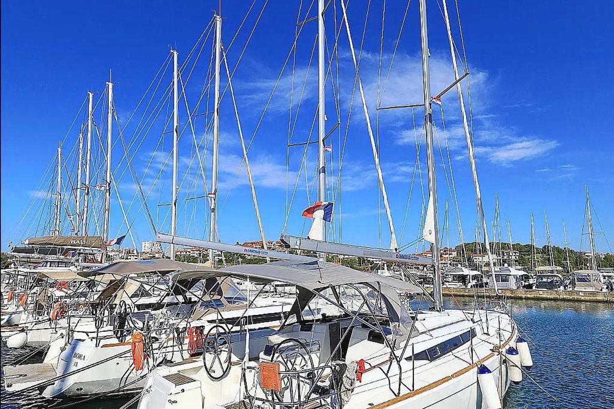 Exterior view of Canne Bleue, a Jeanneau Sun Odyssey 449 sailboat at Athens, Greece