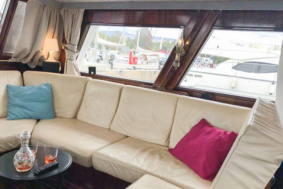 Salon of Dreamaway, a Gulet Waverunner 55 yacht at Olbia, Italy