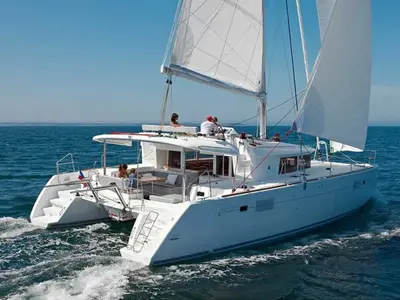 Exterior view of La Leutenente, a Lagoon 450 catamaran at Alameda, United States