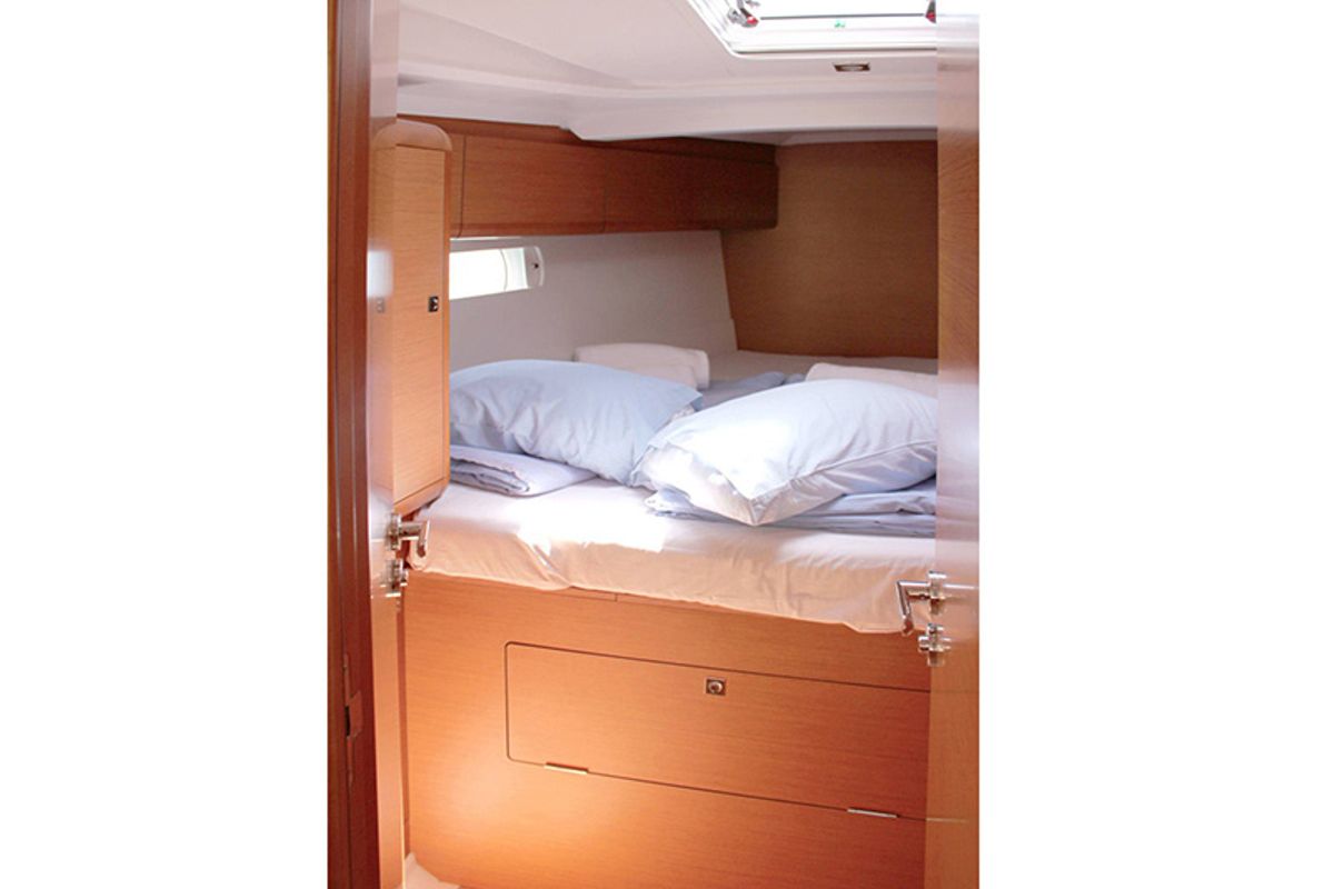 Cabin on Achilles, a Jeanneau Sun Odyssey 509 sailboat at Lavreotiki Municipal Unit, Greece