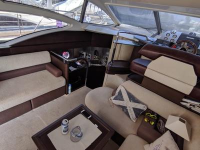 Salon of AMBRA, a Azimut 43 S motorboat at Primošten, Croatia
