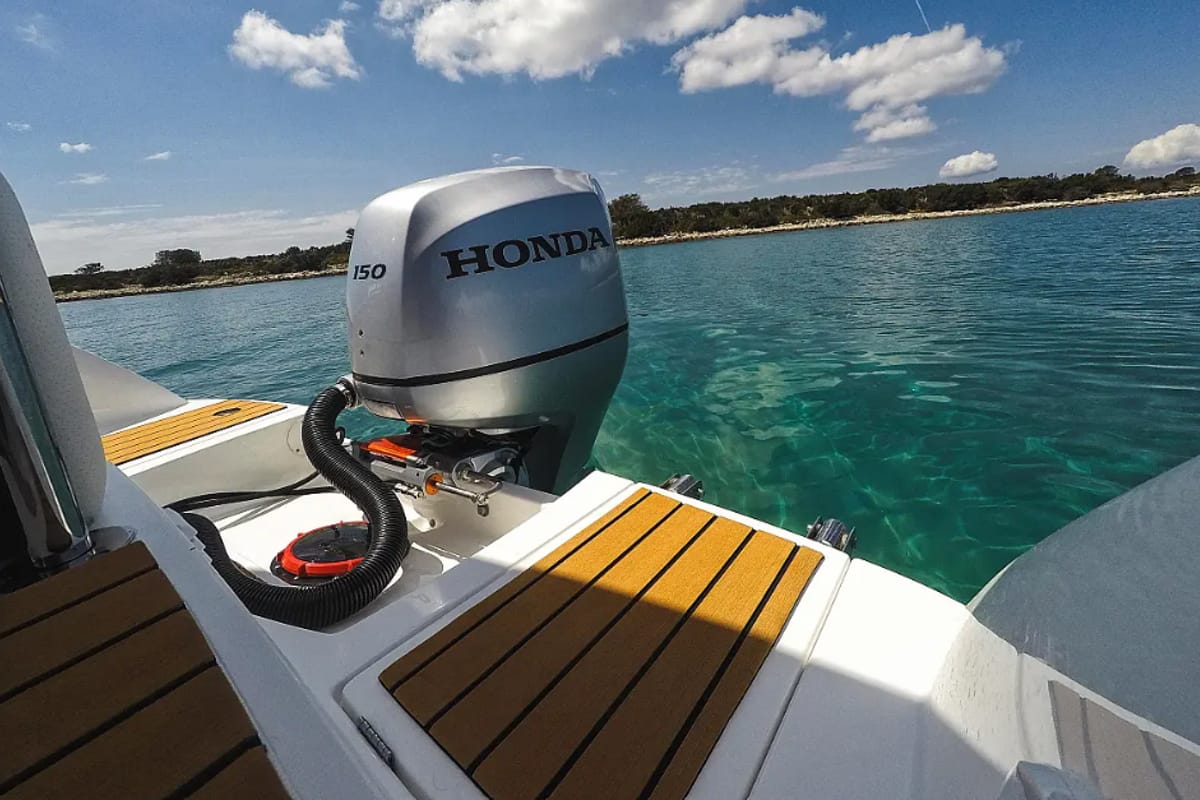 1238ML, a Galeon Galia 630 motorboat at Mali Lošinj, Croatia