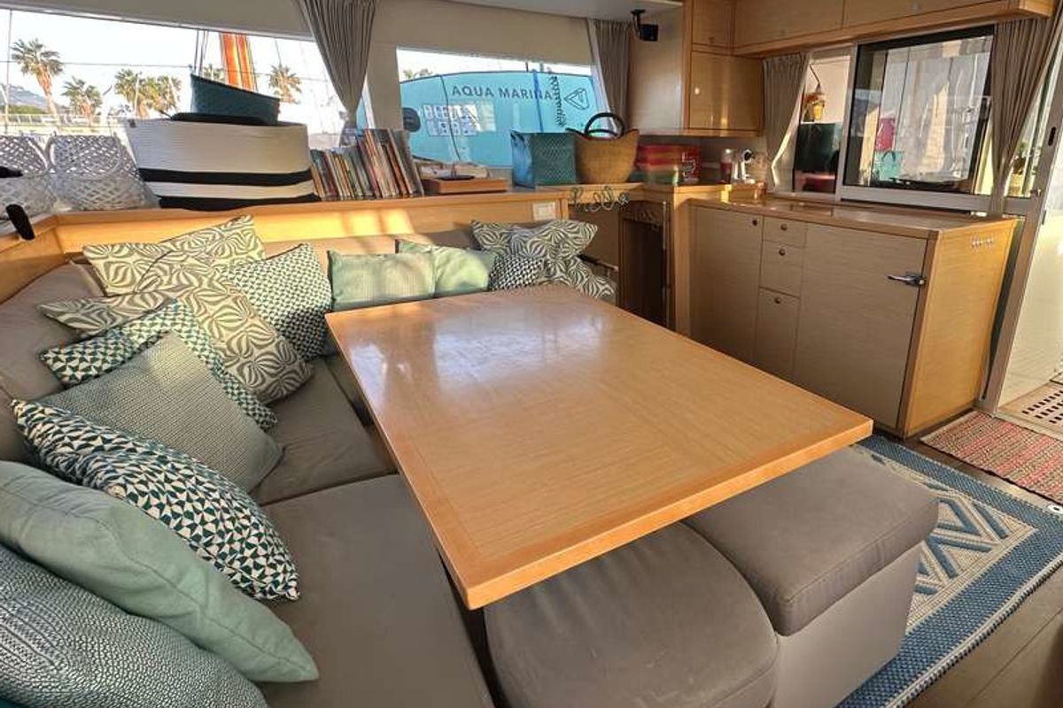 Salon of Branchia, a Lagoon 450 Fly catamaran at Naples, Italy