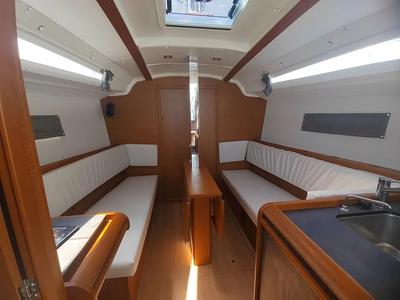Salon of Fig, a Jeanneau Sun Odyssey 349 sailboat at Grad Pula, Croatia