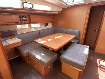 Salon of Good Luck, a Dufour 460 GL sailboat at Primošten, Croatia