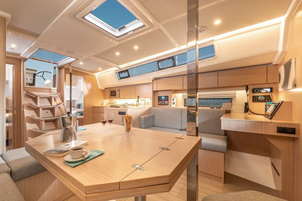 Salon of Olivia, a Bavaria 42 Cruiser sailboat at Castellammare di Stabia, Italy