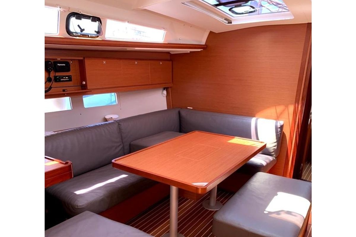 Salon of Adventure Planet, a Dufour 460 Grand Large sailboat at Marsala, Italy