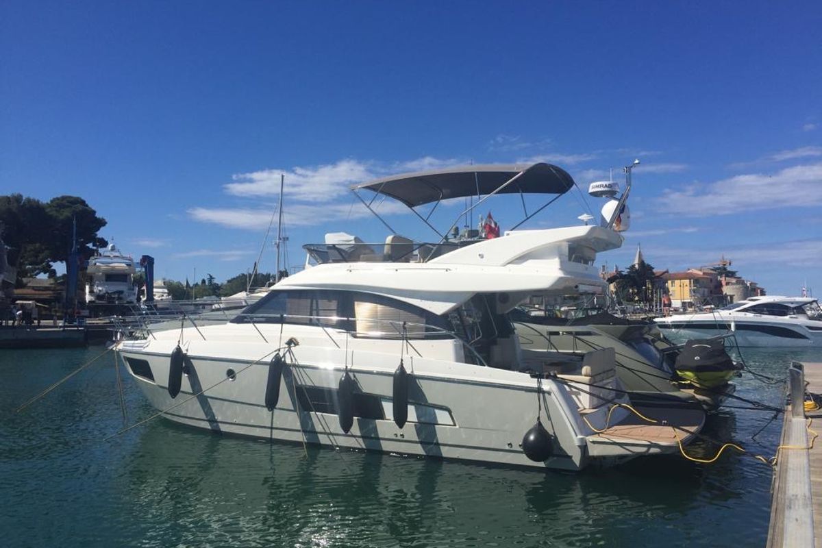 Exterior view of CALENI, a Bavaria Virtess 420 Fly motorboat at Grad Šibenik, Croatia