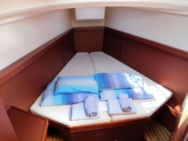 Cabin on Mickey, a Hanse Yachts Hanse 415 sailboat at Primošten, Croatia