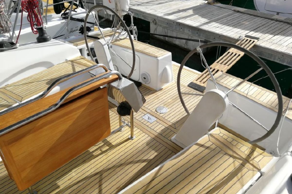 Cockpit of Mickey, a Hanse Yachts Hanse 415 sailboat at Primošten, Croatia