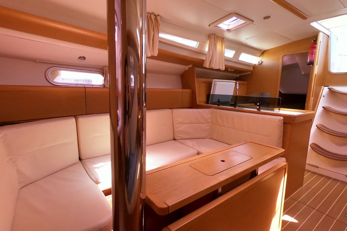 Salon of Praha, a Jeanneau Sun Odyssey 42i sailboat at Olbia, Italy