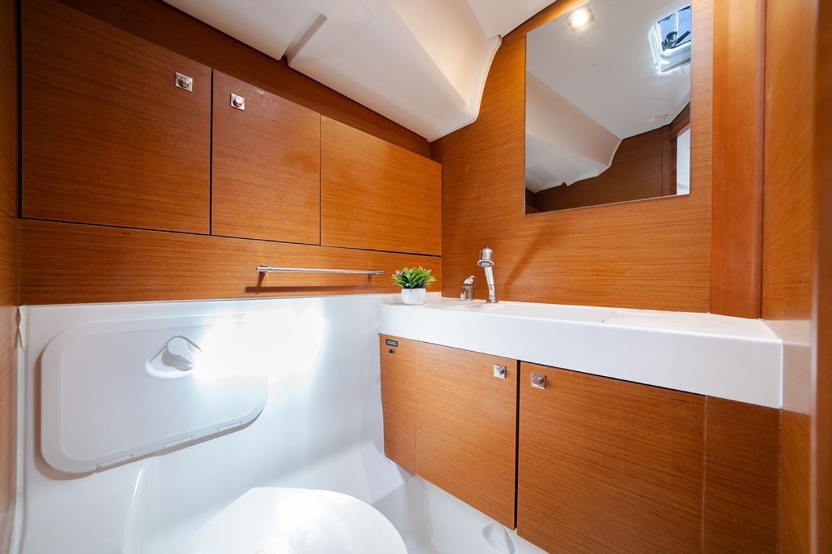 Cabin on Sofia, a Jeanneau Sun Odyssey 479 sailboat at Municipal Unit of Ellomenos, Greece