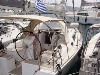 Cockpit of Af-H325, a Hanse Yachts Hanse 325 sailboat at Athens, Greece