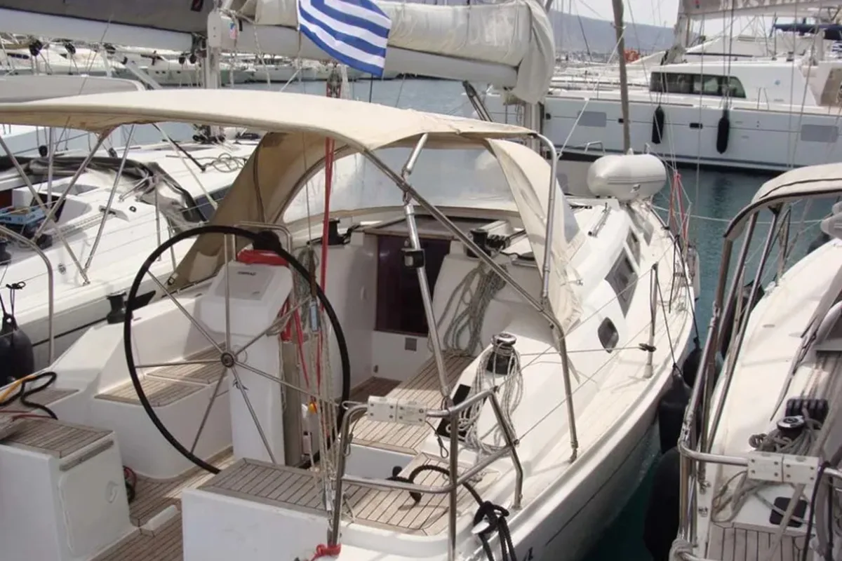 Cockpit of Af-H325, a Hanse Yachts Hanse 325 sailboat at Athens, Greece