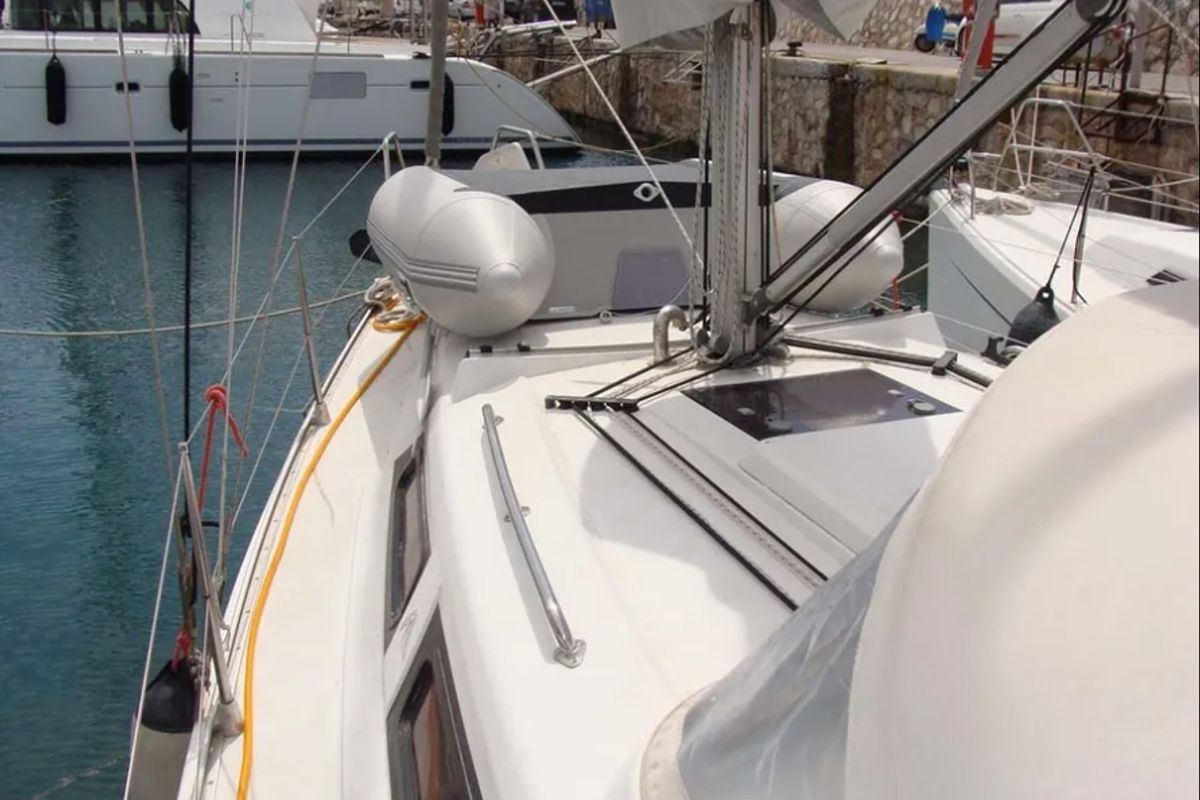 Deck of Af-H325, a Hanse Yachts Hanse 325 sailboat at Athens, Greece