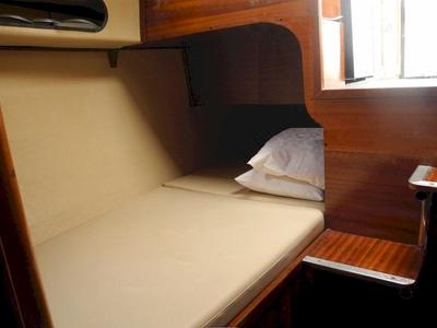 Cabin on Ana, a SAS - Vektor Adria 28 Luxus motorboat at Brbinj, Croatia