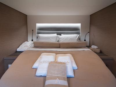 Cabin on Crewed   "Alegria", a Fountaine Pajot Saona 47 catamaran at Municipality of Kalamata, Greece