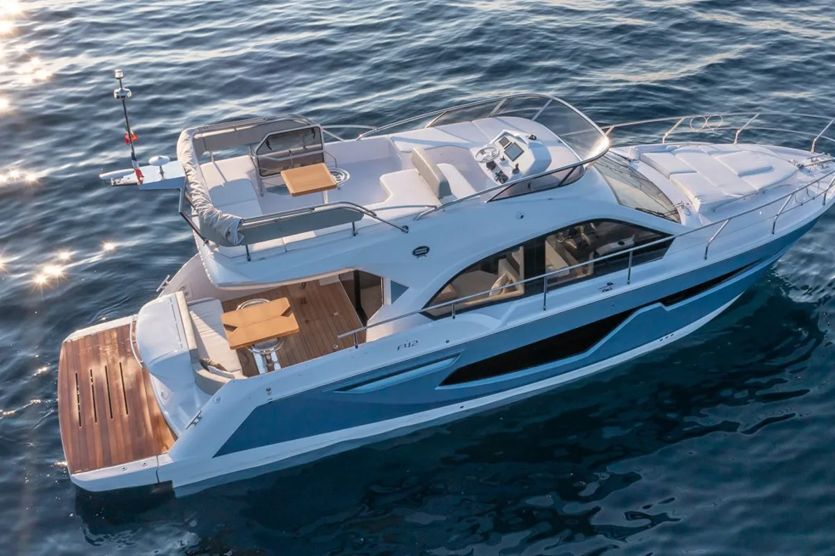 Exterior view of Noa, a Sessa Marine Sessa Fly 42 yacht at Općina Sukošan, Croatia