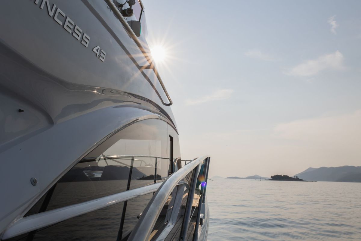 Contessa, a Princess Yachts Princess F43 motorboat at Dubrovnik, Croatia
