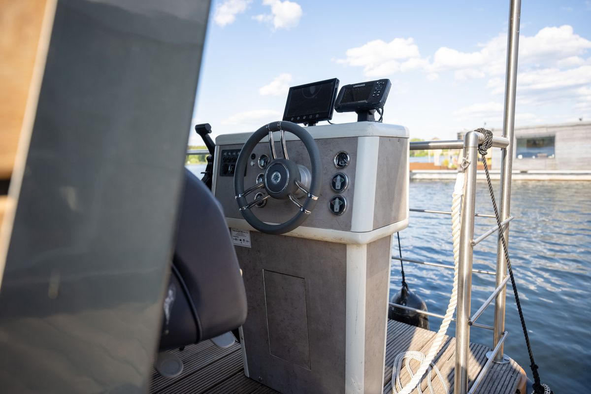 Cockpit of Brino, a Woma D13 motorboat at Fürstenberg/Havel, Germany