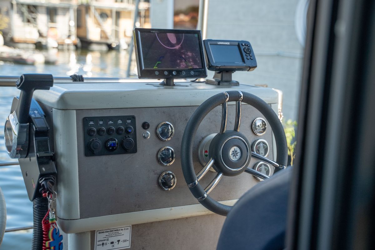 Cockpit of Brino, a Woma D13 motorboat at Fürstenberg/Havel, Germany