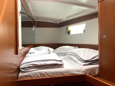 Cabin on Alisa, a Beneteau Oceanis 48 sailboat at Athens, Greece
