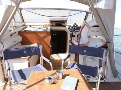 Deck of Gi&Gi, a Menorquin Yachts Menorquin 100 motorboat at Grad Pula, Croatia