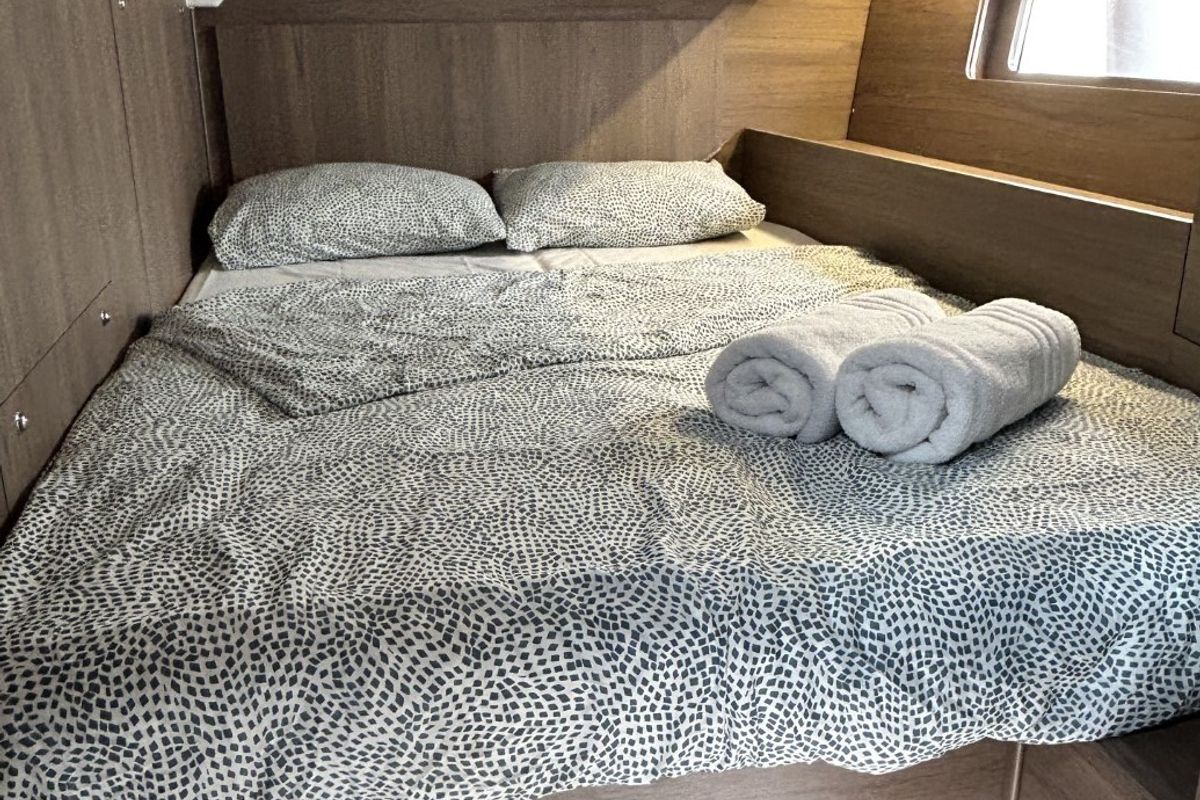 Cabin on Tide Of Your Life, a Beneteau Oceanis 47 sailboat at Split, Croatia