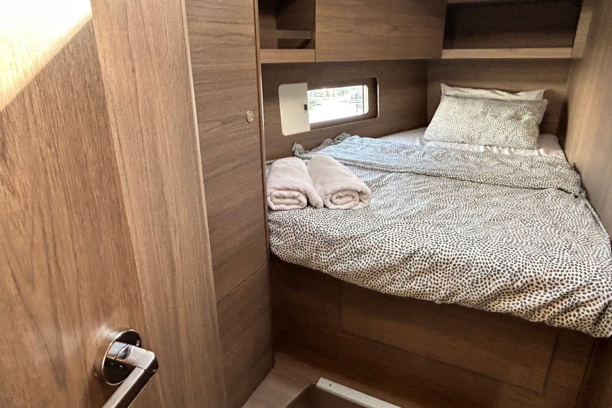 Cabin on Tide Of Your Life, a Beneteau Oceanis 47 sailboat at Split, Croatia