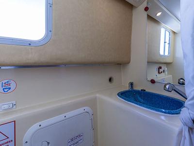 Cockpit of 1260R-23, a Pénichette 1260 motorboat at Lutzelbourg, France