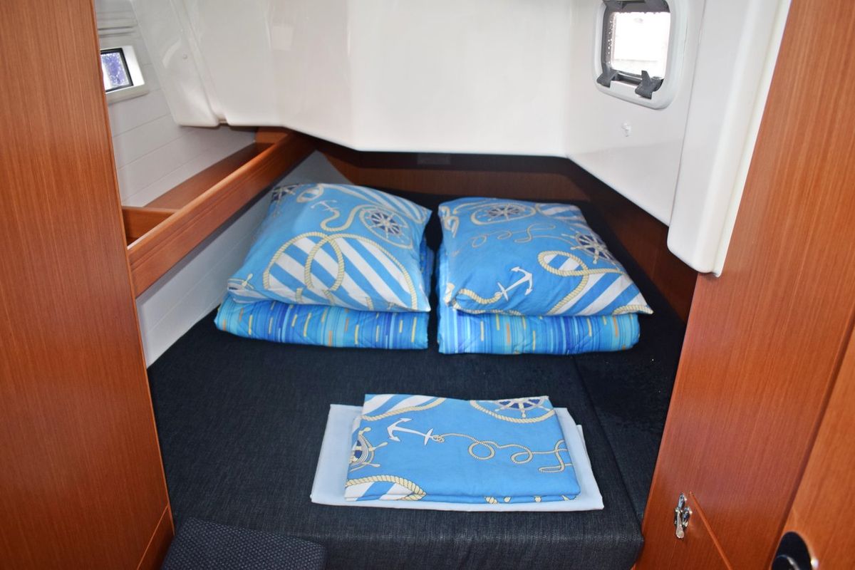 Cabin on Studena, a Bavaria Cruiser 34 sailboat at Grad Kaštela, Croatia