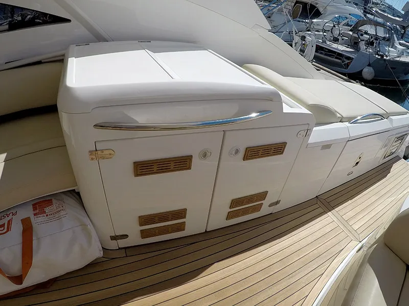 Deck of Katrin, a Fairline Boats Fairline Targa 52 GT yacht at Grad Šibenik, Croatia