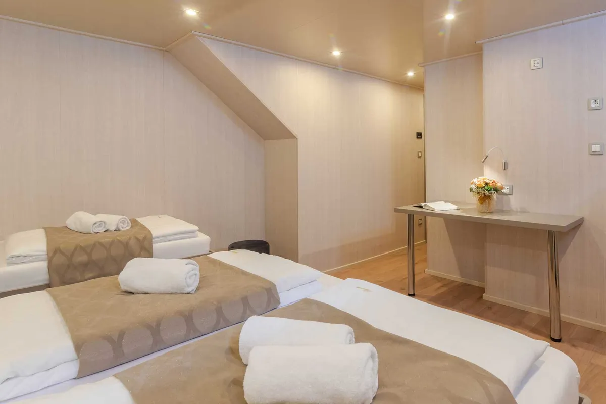 Cabin on Suzana, a Gulet Luxury Motor Yacht yacht at Split, Croatia