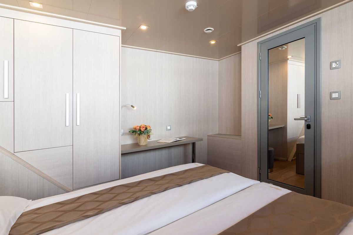 Cabin on Suzana, a Gulet Luxury Motor Yacht yacht at Split, Croatia