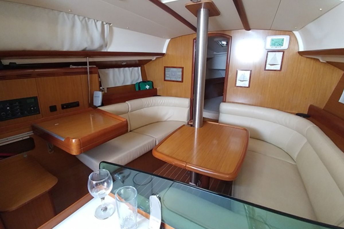Salon of Catrina, a Jeanneau Sun Odyssey 36i sailboat at Municipal Unit of Elefsina, Greece