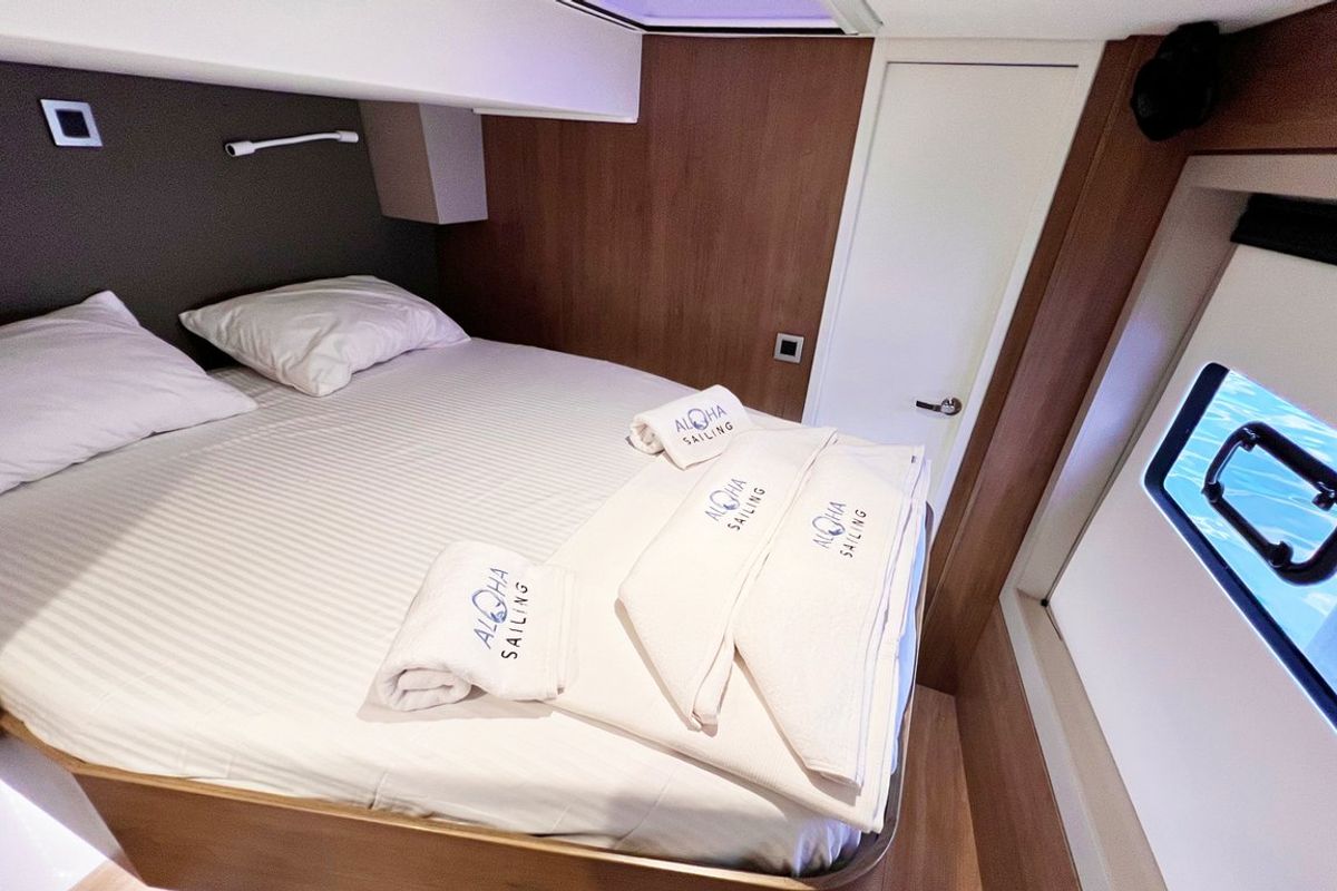 Cabin on Honour, a Bali 4.8 OW catamaran at Fethiye, Turkey