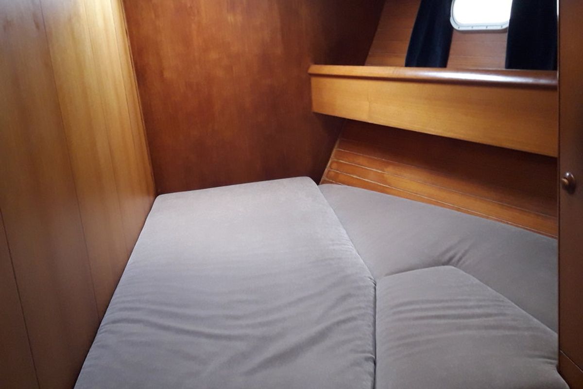 Cabin on Hesiodos, a Jeanneau Sun Odyssey 52.2 sailboat at Athens, Greece