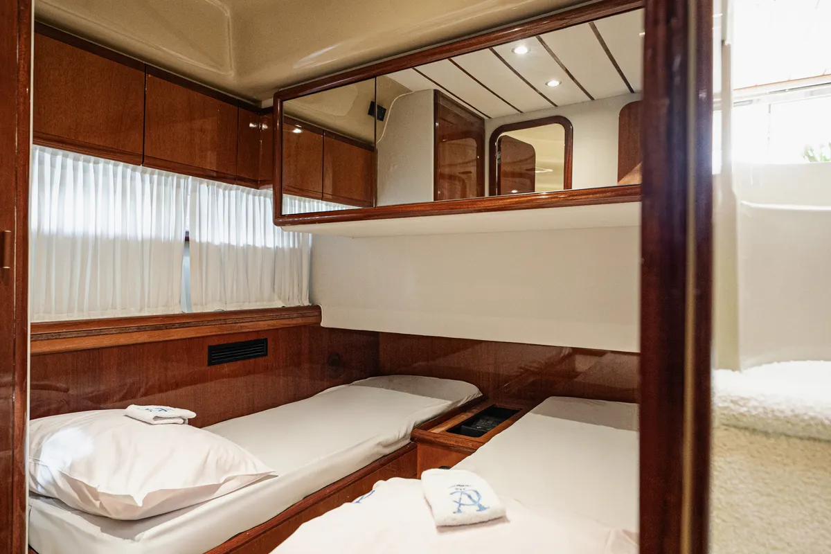 Cabin on G.A.S. Newborn, a Ferretti 165 Fly motorboat at Δήμος Γλυφάδας, Greece