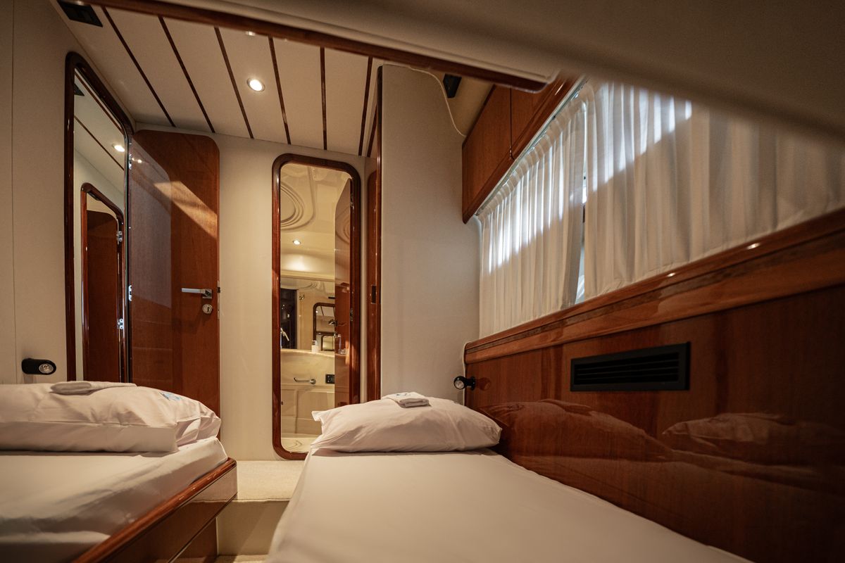 Cabin on G.A.S. Newborn, a Ferretti 165 Fly motorboat at Δήμος Γλυφάδας, Greece