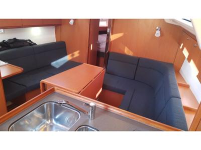 Salon of Simone, a Bavaria Cruiser 37 sailboat at Gothenburg, Sweden