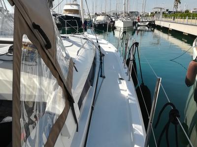 Deck of Frenetica, a Jeanneau Sun Odyssey 440 sailboat at San Vincenzo, Italy