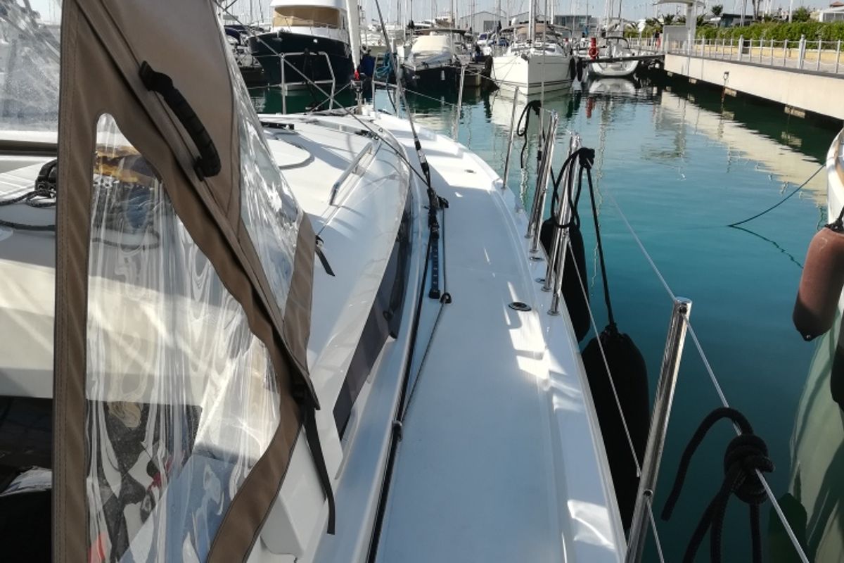 Deck of Frenetica, a Jeanneau Sun Odyssey 440 sailboat at San Vincenzo, Italy