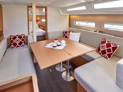Salon of Oliver, a Jeanneau Sun Odyssey 410 sailboat at Primošten, Croatia