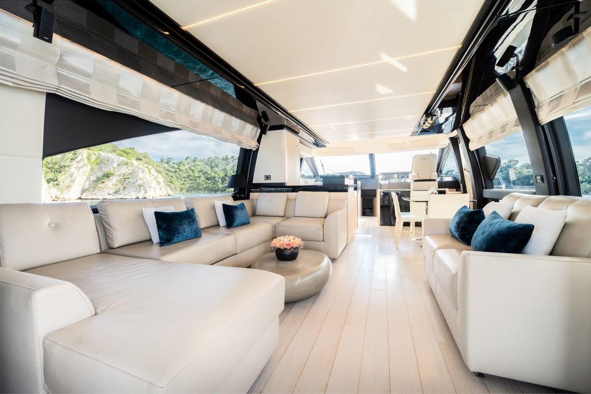 Salon of Mineira, a Azimut 72 yacht at Grad Šibenik, Croatia